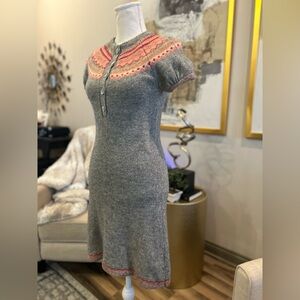 Free People XS sweater dress. Mid length & short sleeves. Soft 100% lambs wool.